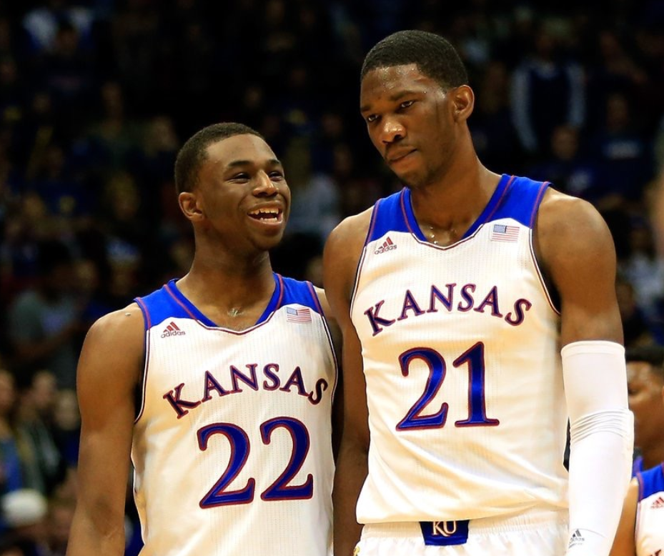 爱游戏娱乐-骑士完胜北京队，恩比德关键制胜