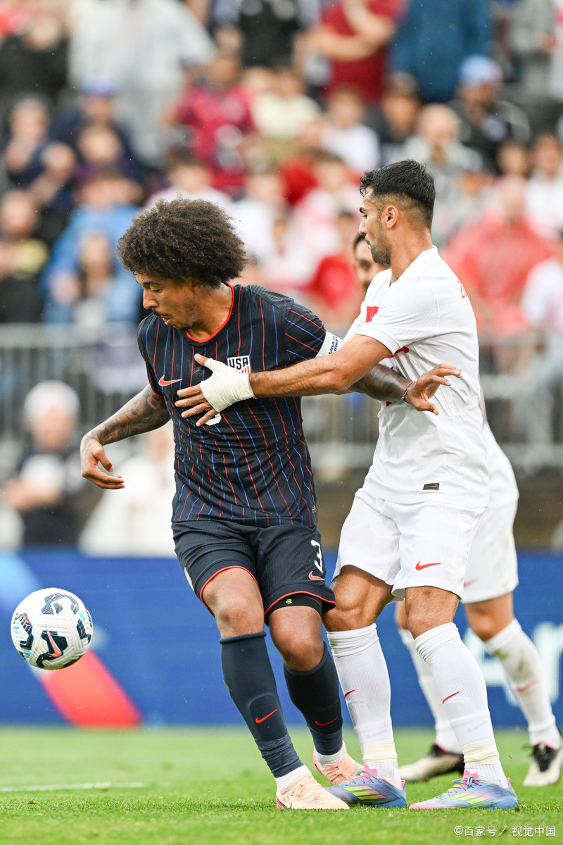 勒沃库森横扫曼城，加维带队取胜