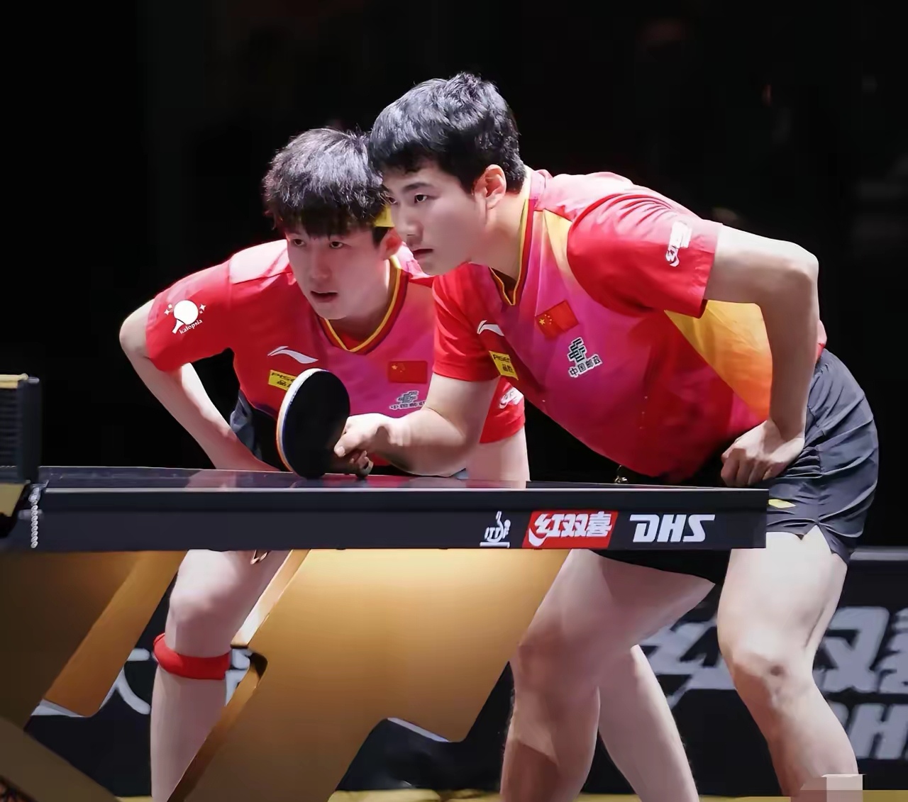 奥地利队险胜瑞典队，梁靖崑带队取胜