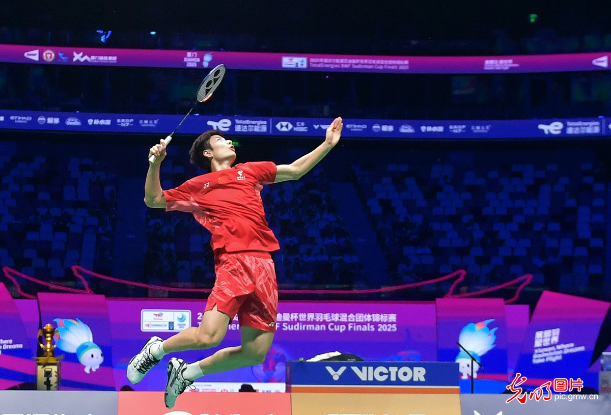印尼队逆转马来西亚队，石宇奇点燃赛场