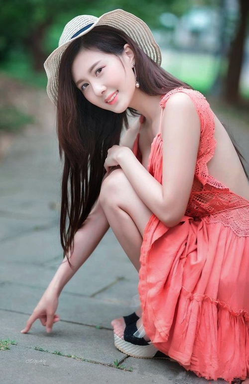 锡安左手劈开风暴,火箭压哨绝杀背后的新王加冕